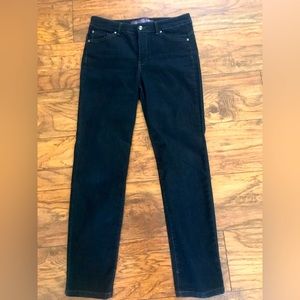 Gloria Vanderbilt dark jeans. Size 10
